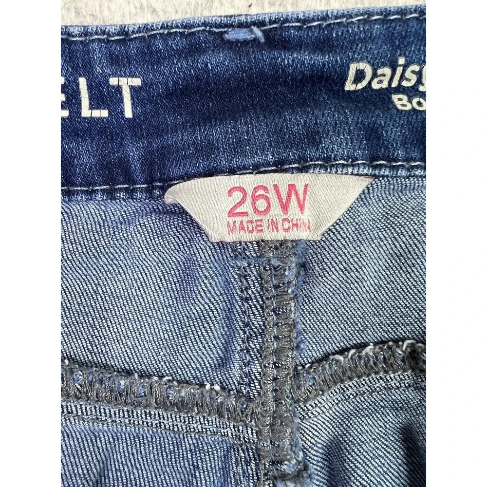 Laurie Felt Jeans Womens 26W Blue Daisy Denim Boyfriend Medium Wash A471814‎